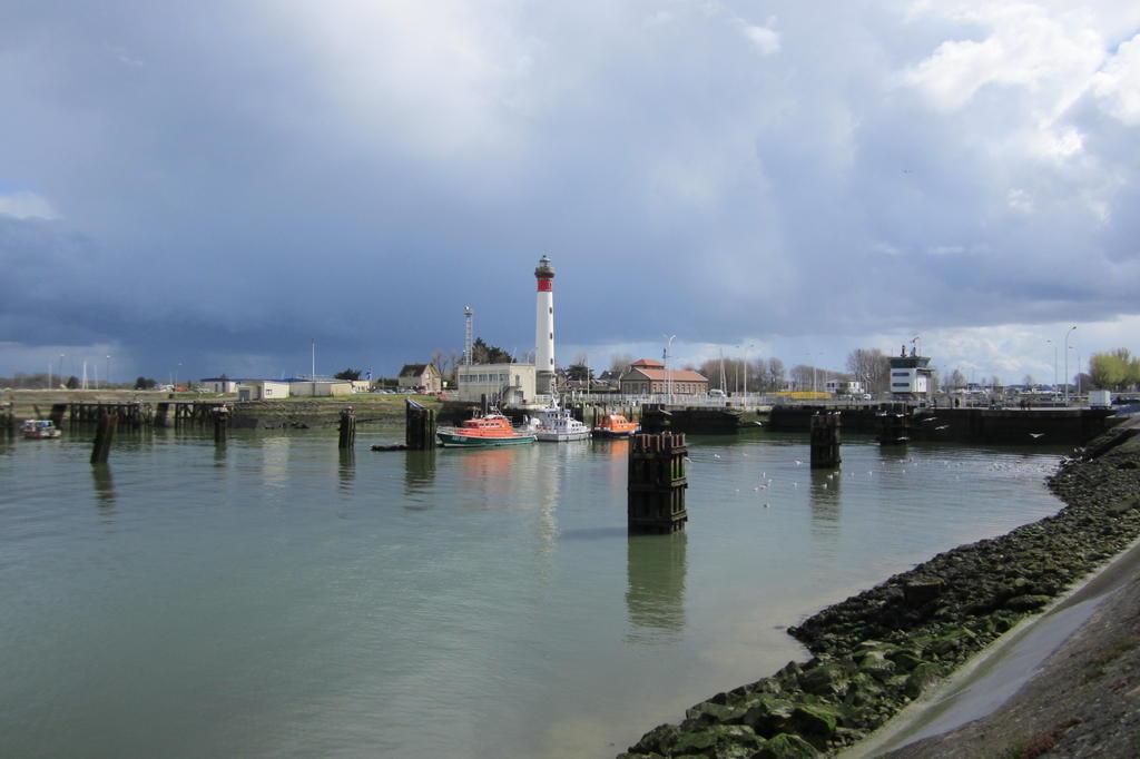 Au Chti Normand Panzió Hermanville-sur-Mer Kültér fotó